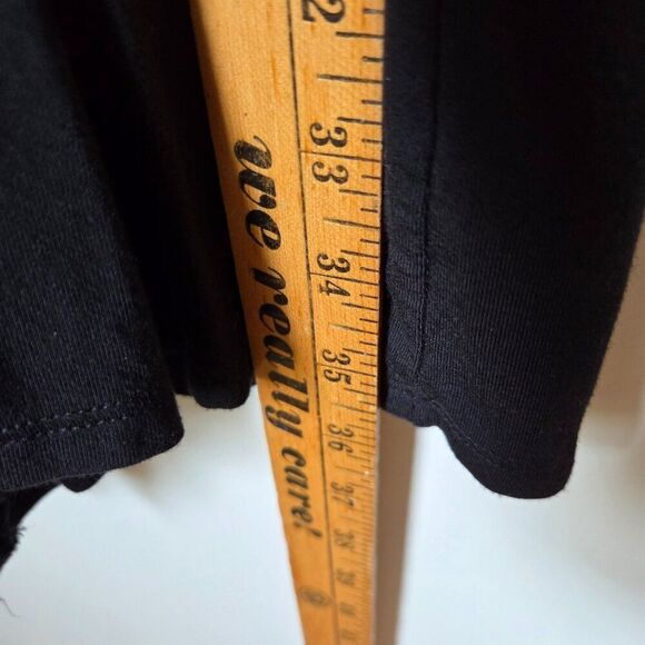 EUC WORN ONCE AERIE BLACK SCOOP NECK SLEEVELESS ROMPER SIZE M - Picture 16 of 16